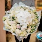Mazzi di fiori bianchi: i bouquet più belli e le occasioni nelle quali regalarli
